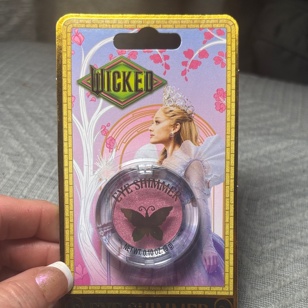 Wicked Eye Shimmer in Pink